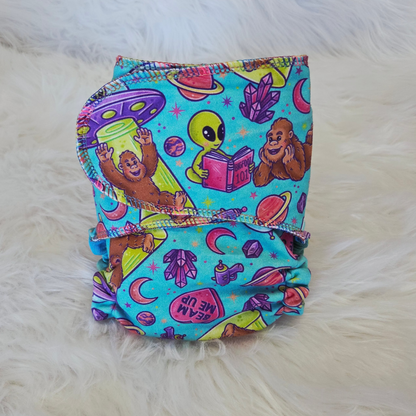 "Beam Me Up" Reversible Petite OS Fitted