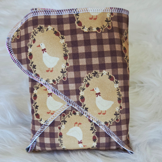 "Goose Berry" Reversible 2 Layer Petite Contour